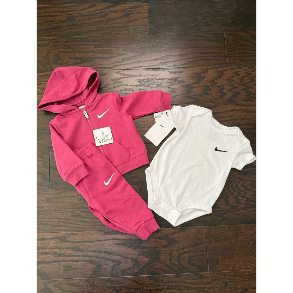 Nike 3-Piece Set Baby Girls 3M Sweet Beet Pink Hoodie Pants Bodysuit 56L940-ADZ